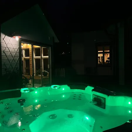 Bed & Breakfast Monshaugen *