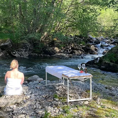 Bed and breakfast Monshaugen Sykkylven