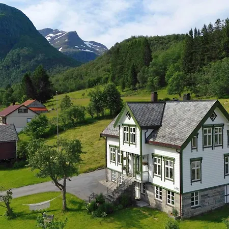 Bed and breakfast Monshaugen *