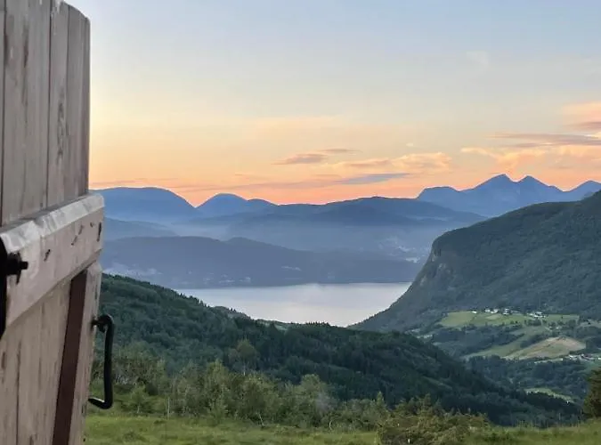 Monshaugen * Sykkylven