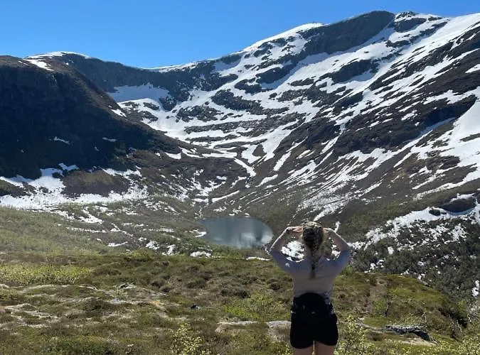 Frühstückspension Monshaugen Sykkylven