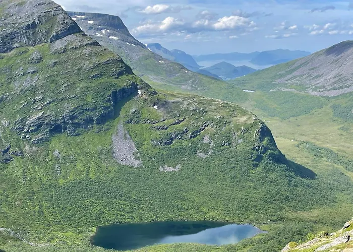 Frühstückspension Monshaugen Sykkylven